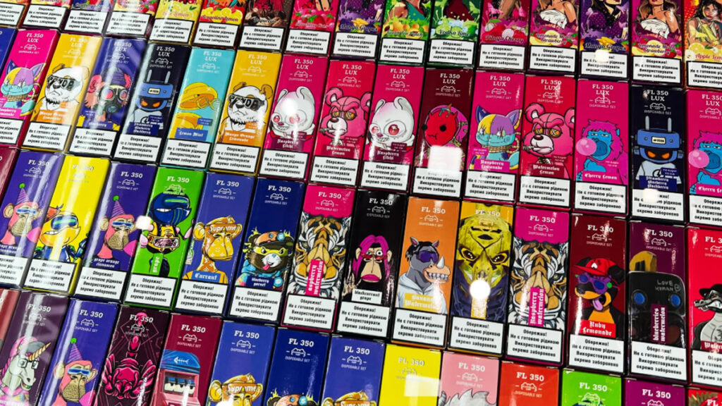 Plain Packaging Could Discourage Teen Vaping: New Study Plain Packaging Vapes